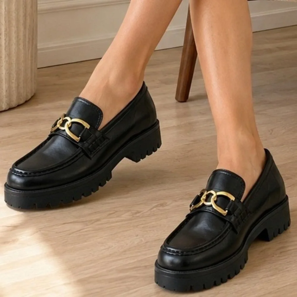 Nine West Black Chunky Platform Lug Sole Loafer Gold Chain Dark Academia Prep 8M
